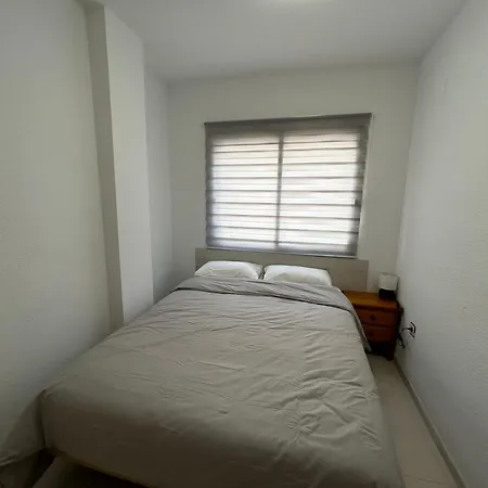 Piso Playa Locos トレビエハ