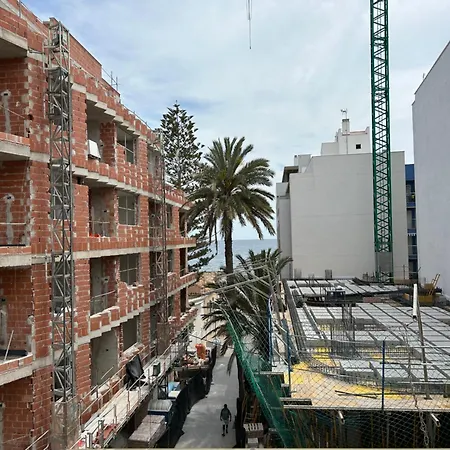 アパート Piso Playa Locos